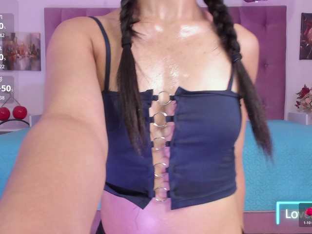 Lux-wish live cam on BongaCams