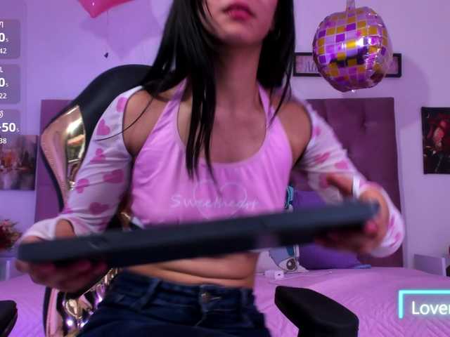 Lux-wish live cam on BongaCams