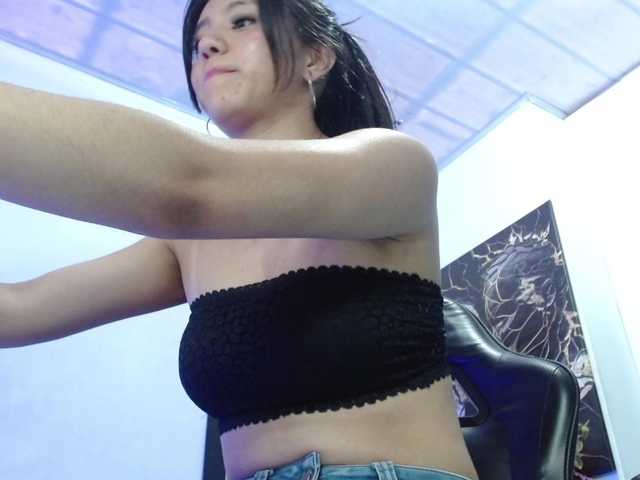 Lux-wish live cam on BongaCams