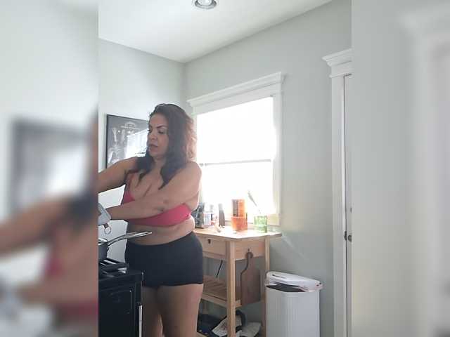 TastyLady213