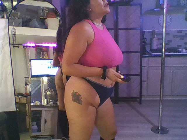 tastylady213 live sex