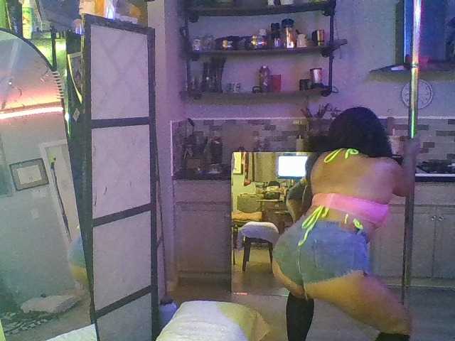 TastyLady213