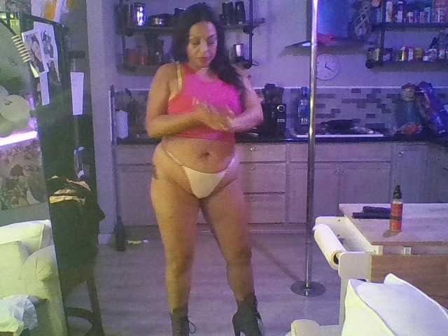 TastyLady213