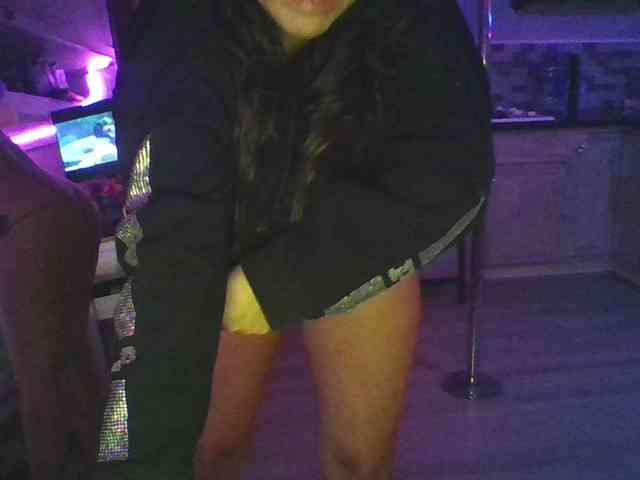 TastyLady213 webcam