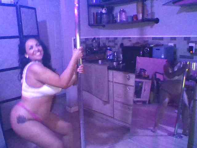 TastyLady213 webcam
