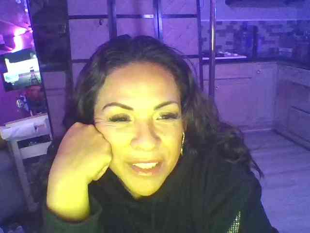 TastyLady213 webcam