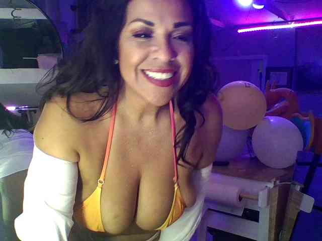 TastyLady213