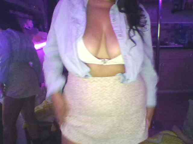 TastyLady213 webcam