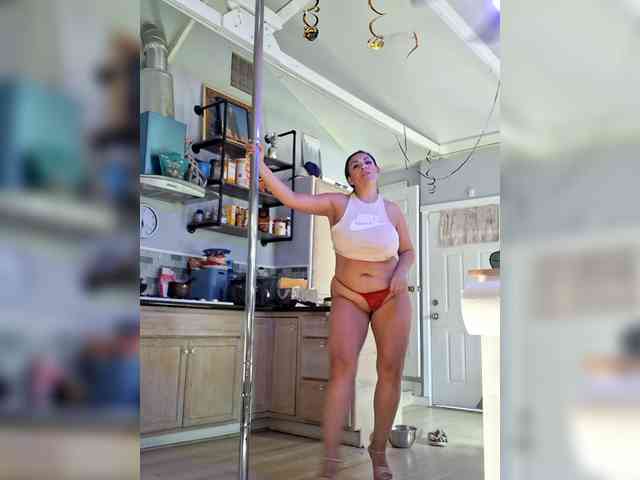 TastyLady213 Sex Cam Show
