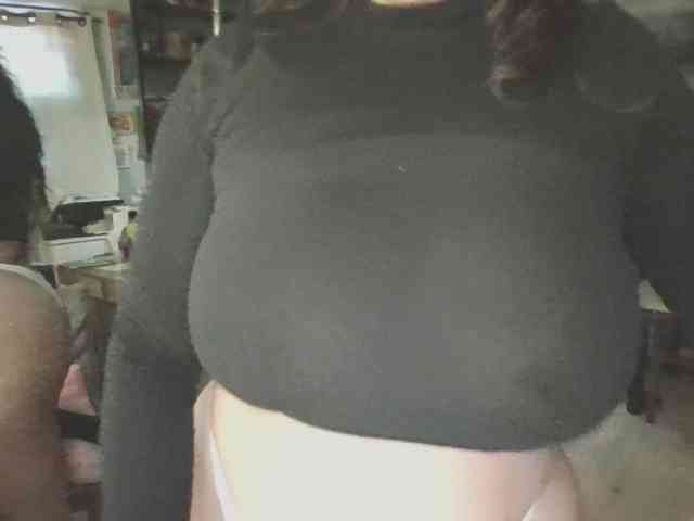 TastyLady213 webcam