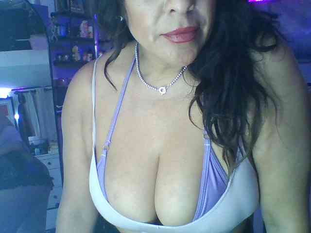 TastyLady213