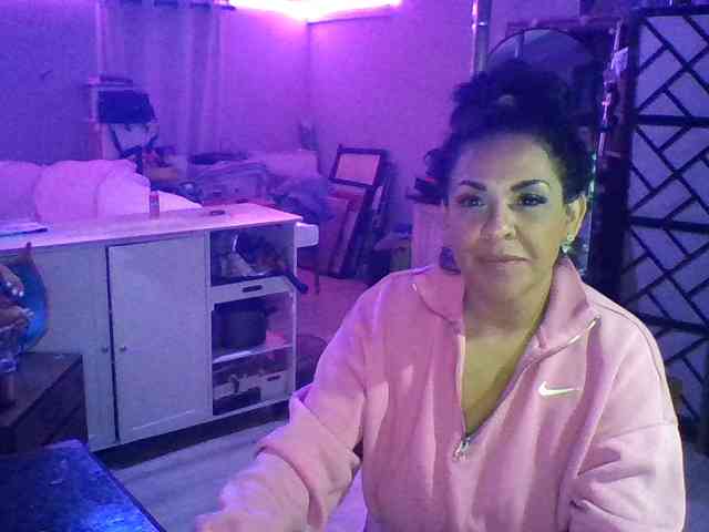 TastyLady213 TastyLady213
