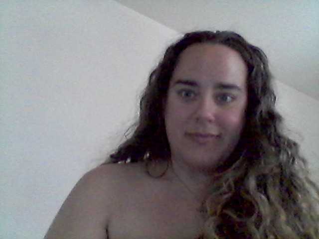 Bongmamabear live cam on BongaCams