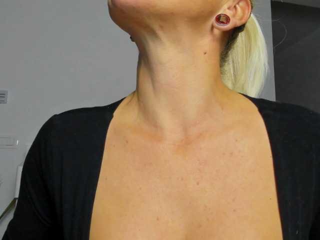 SashaGreen live cam on BongaCams