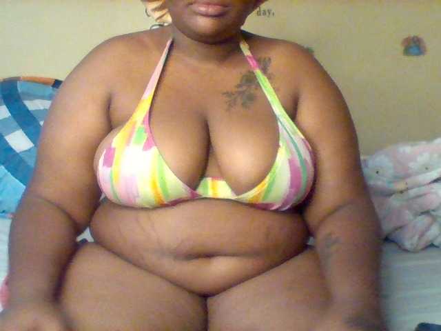 SinfullySweet live webcam show