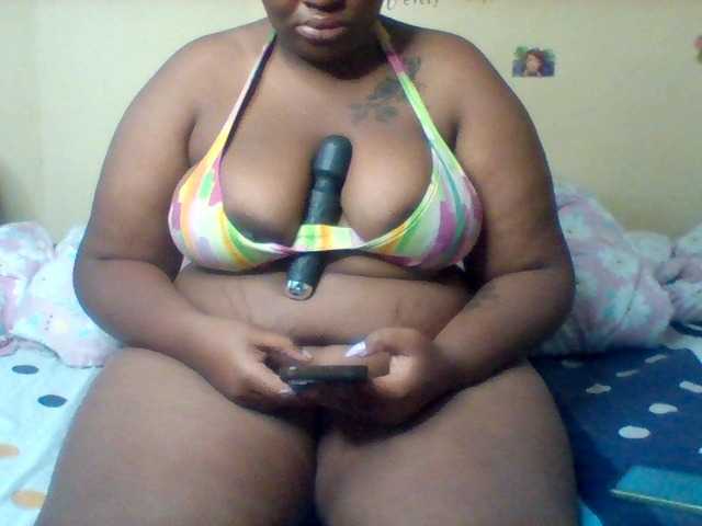 SinfullySweet live webcam show