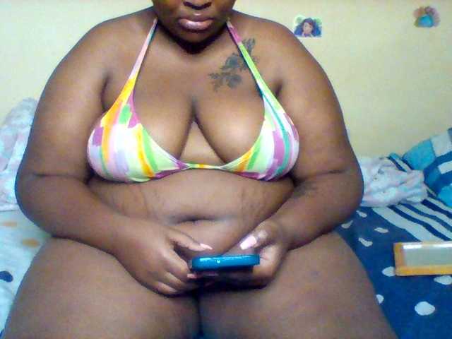 SinfullySweet live cam preview