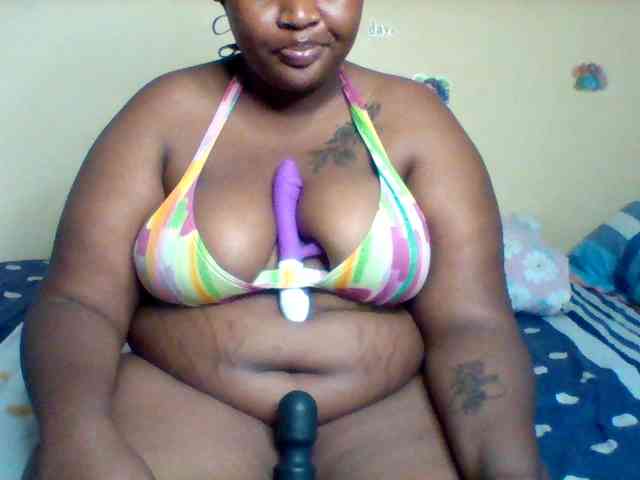 SinfullySweet webcam