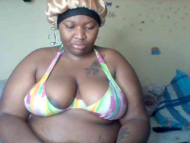 SinfullySweet webcam
