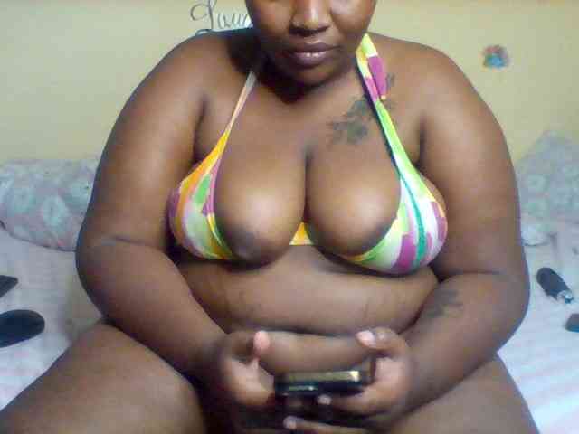 SinfullySweet webcam