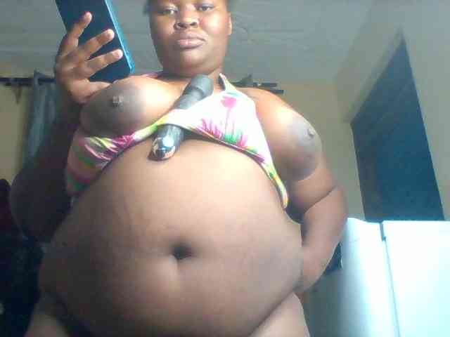 SinfullySweet webcam