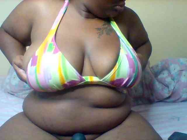 SinfullySweet webcam