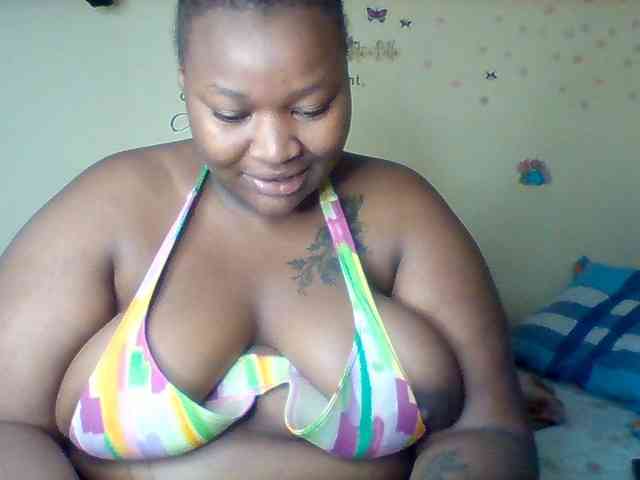 SinfullySweet webcam