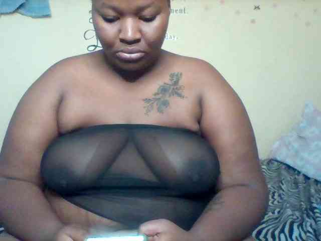 SinfullySweet webcam