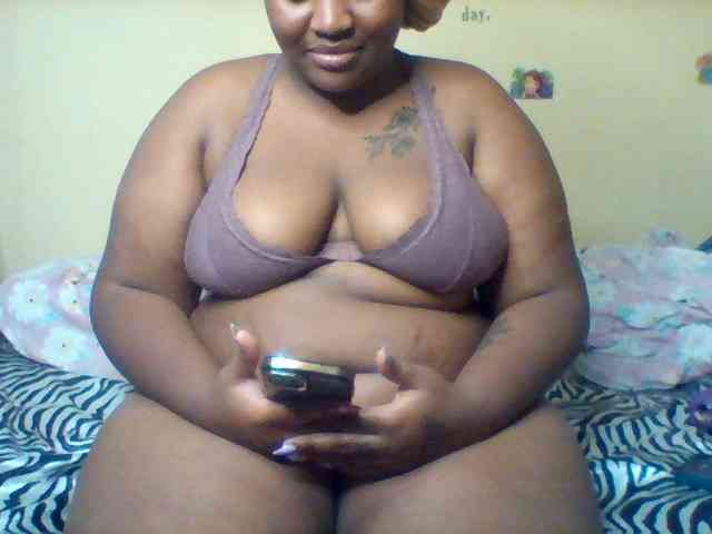 SinfullySweet webcam