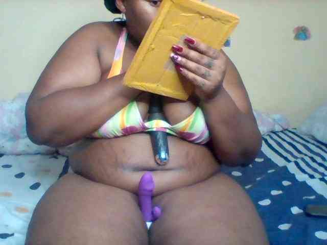 SinfullySweet webcam
