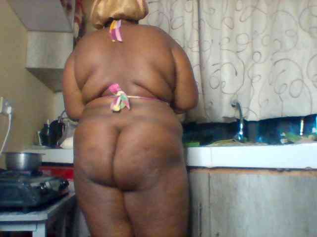 SinfullySweet webcam
