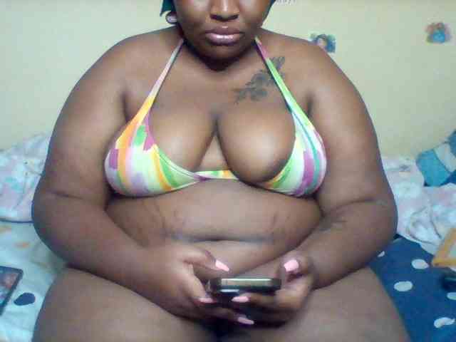 SinfullySweet webcam