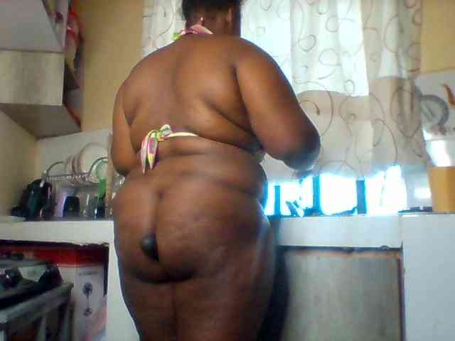 SinfullySweet webcam