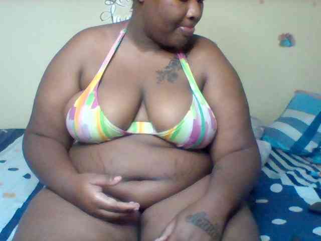 SinfullySweet webcam