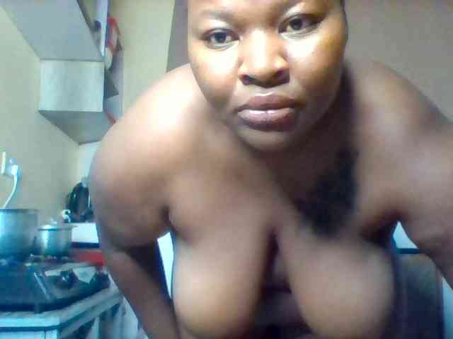 SinfullySweet webcam