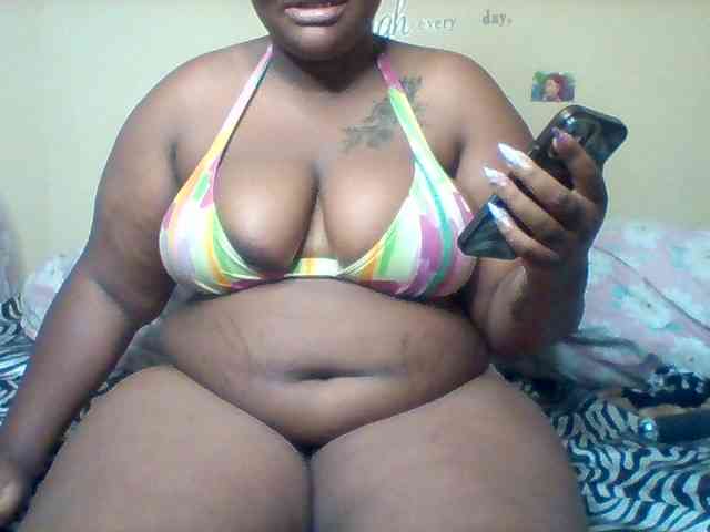 SinfullySweet webcam