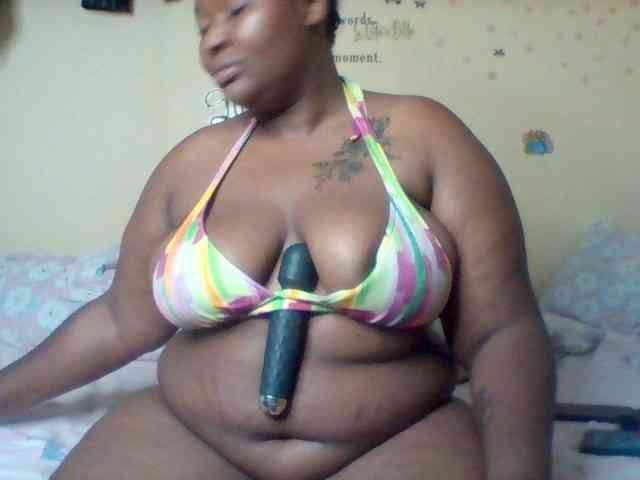 SinfullySweet webcam