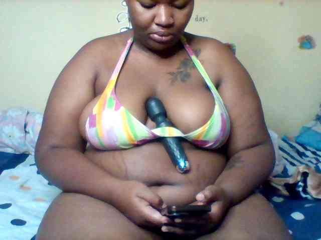 SinfullySweet webcam