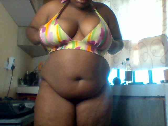 SinfullySweet webcam