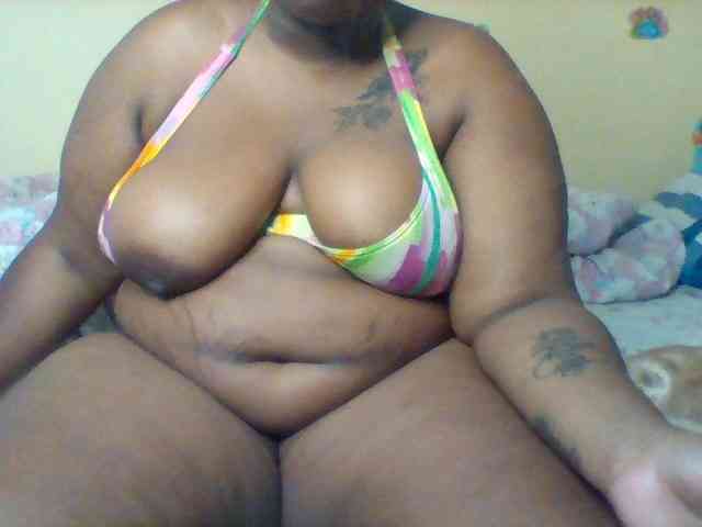 SinfullySweet webcam