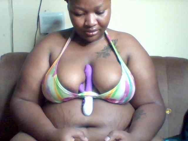 SinfullySweet webcam
