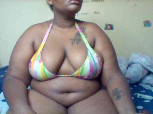 SinfullySweet webcam