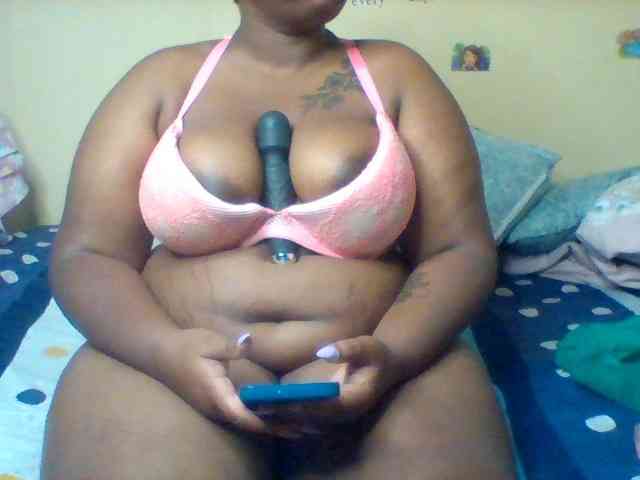 SinfullySweet webcam
