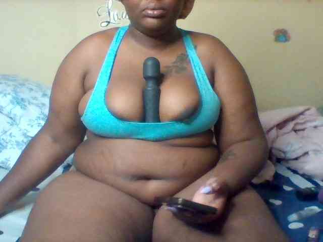 SinfullySweet webcam