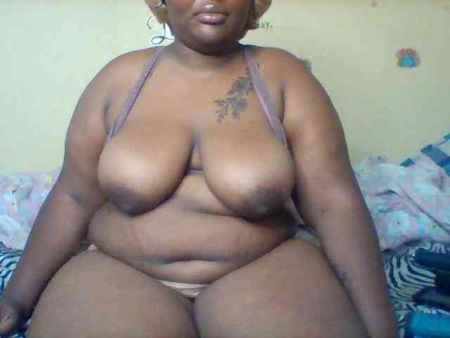 SinfullySweet webcam