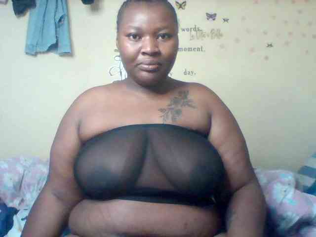 SinfullySweet webcam