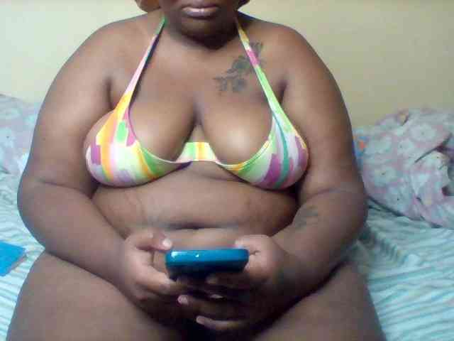 SinfullySweet webcam