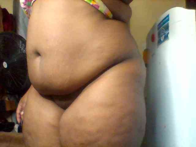 SinfullySweet webcam