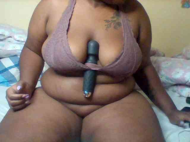SinfullySweet webcam