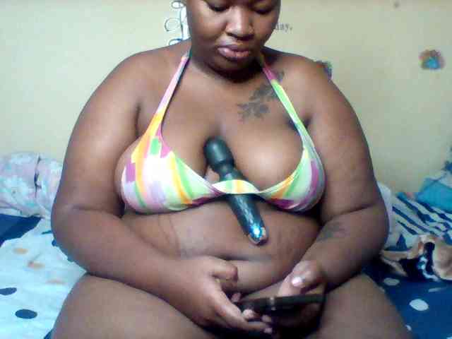 SinfullySweet webcam
